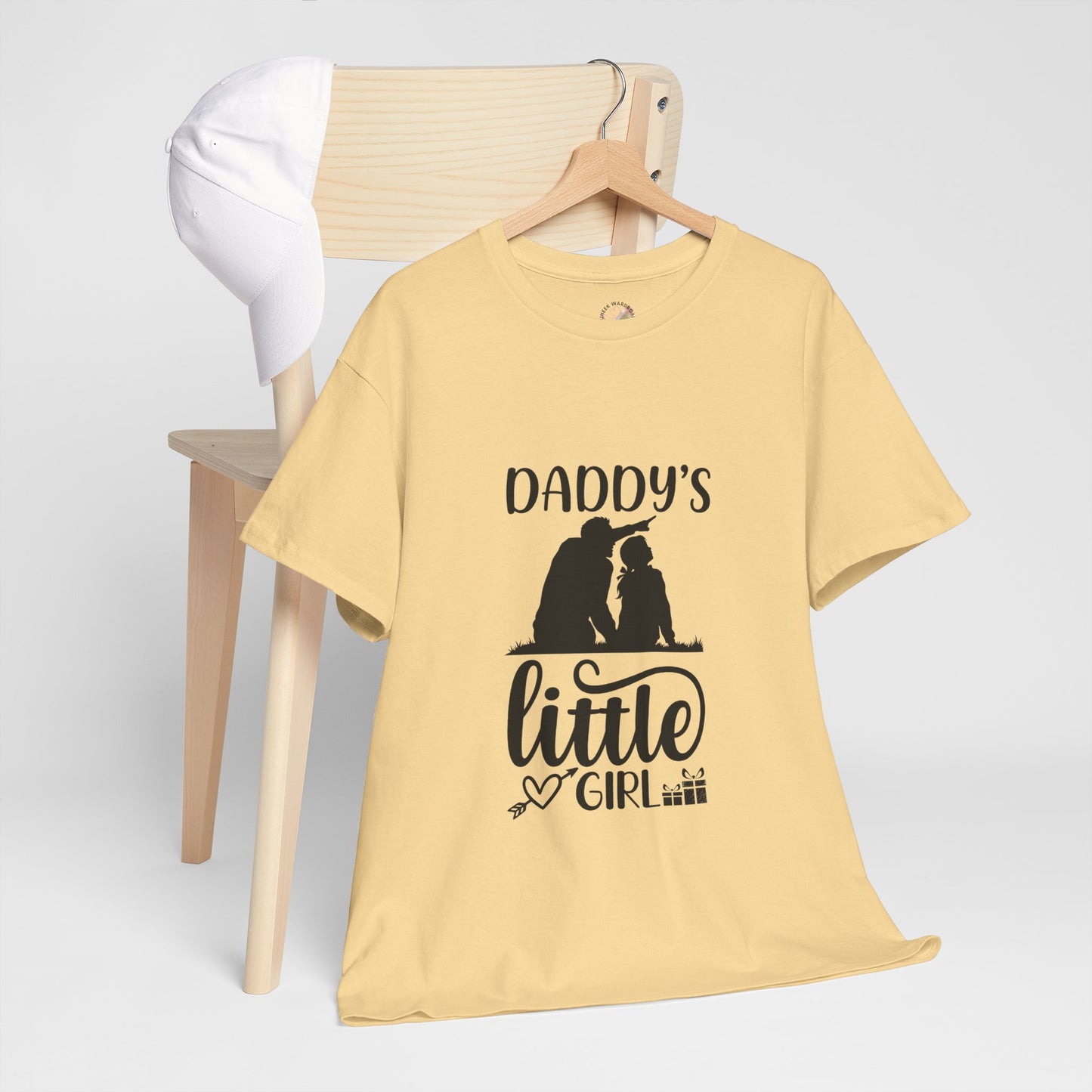 Daddy's Little Girl T-Shirt — Father Daughter Matching Tee, Cute Daddy's Little Girl Graphic Shirt for Dad Gifts & Family Photos