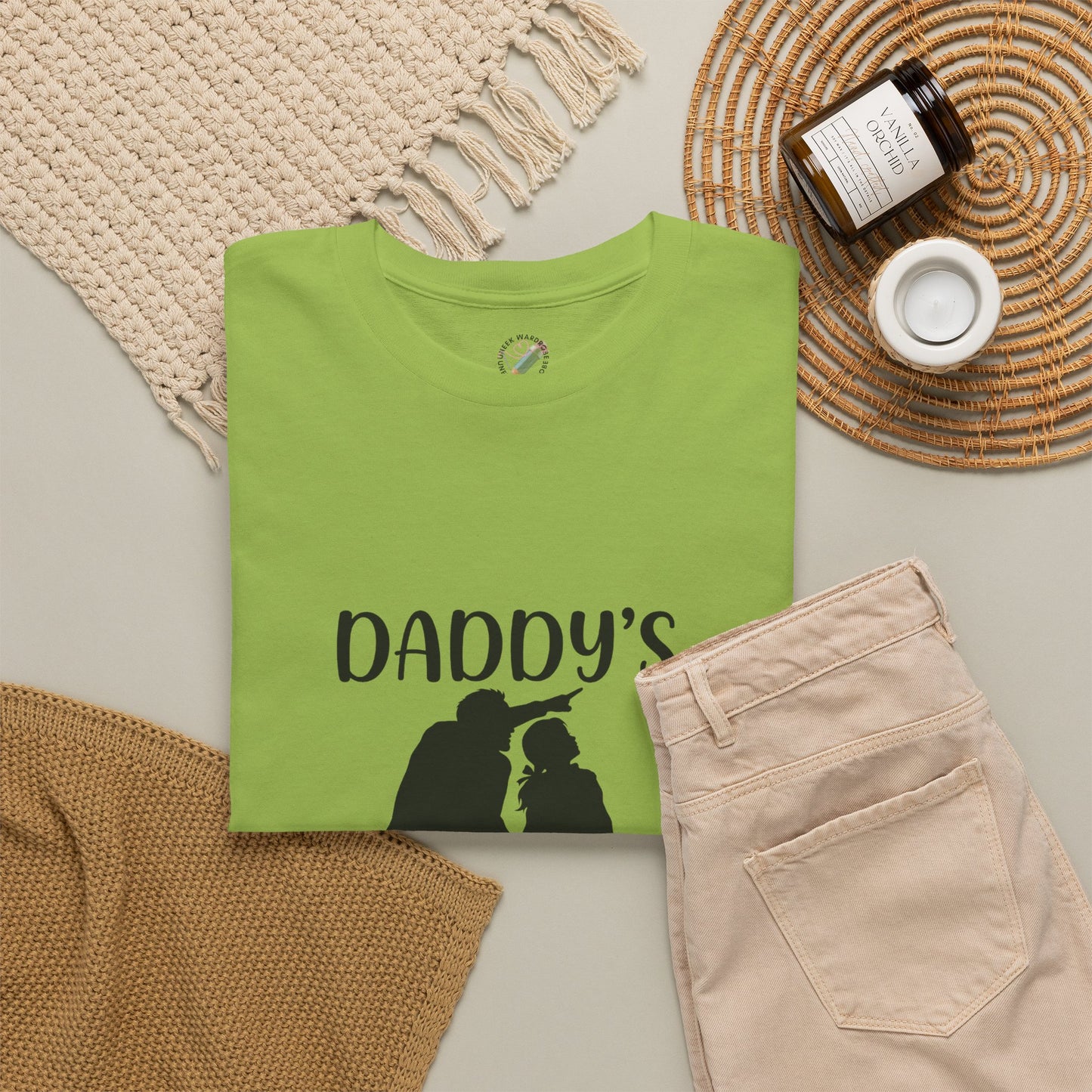 Daddy's Little Girl T-Shirt — Father Daughter Matching Tee, Cute Daddy's Little Girl Graphic Shirt for Dad Gifts & Family Photos