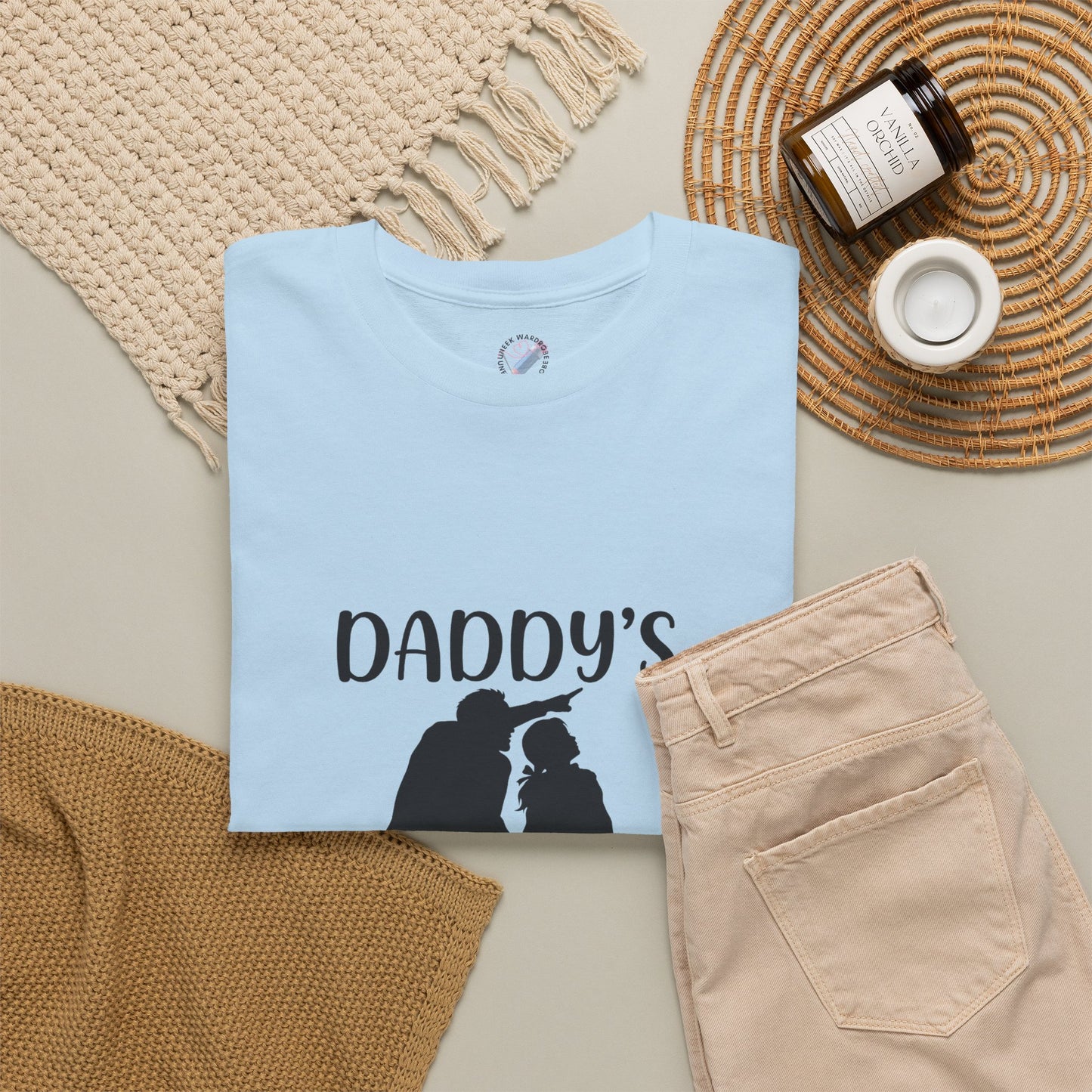 Daddy's Little Girl T-Shirt — Father Daughter Matching Tee, Cute Daddy's Little Girl Graphic Shirt for Dad Gifts & Family Photos