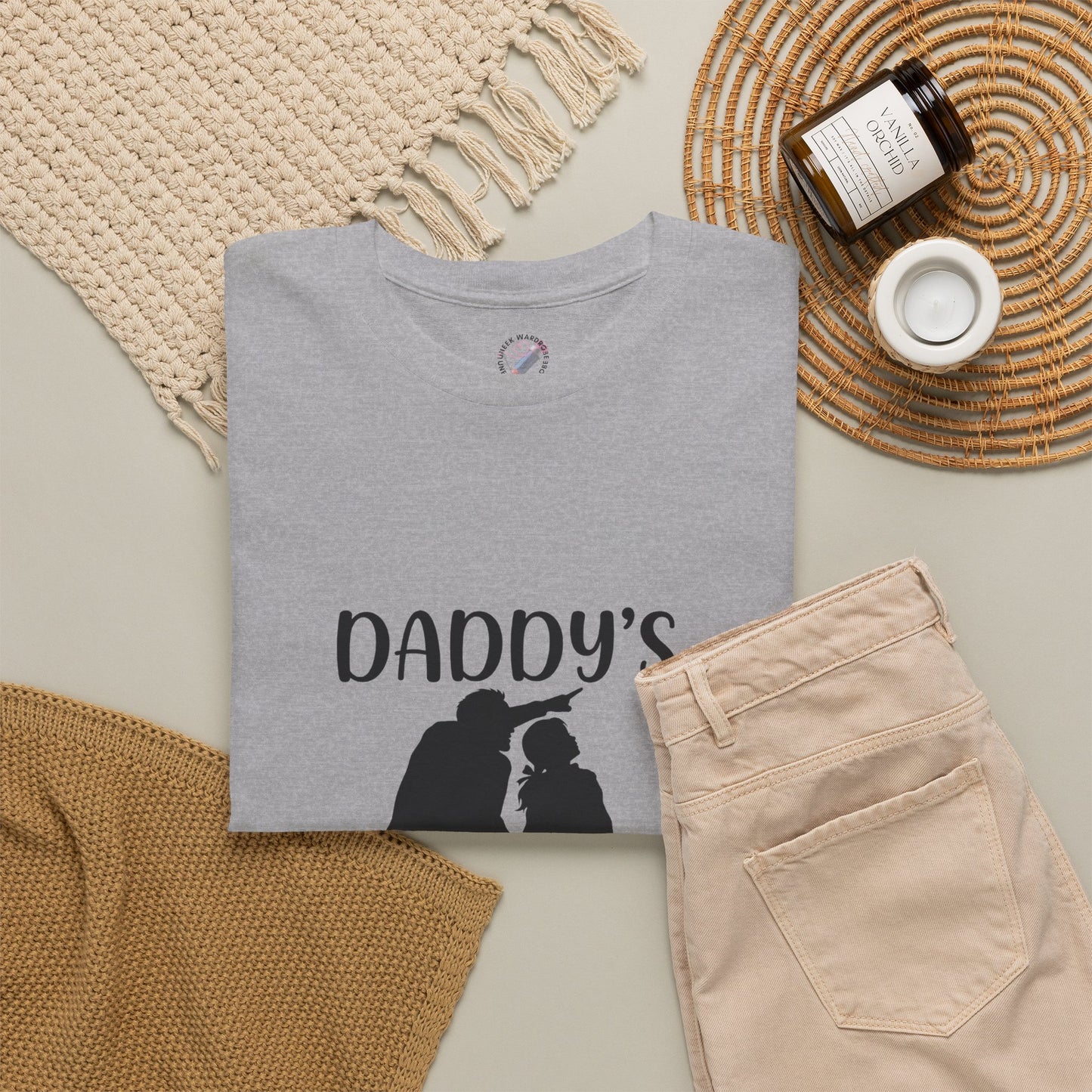 Daddy's Little Girl T-Shirt — Father Daughter Matching Tee, Cute Daddy's Little Girl Graphic Shirt for Dad Gifts & Family Photos